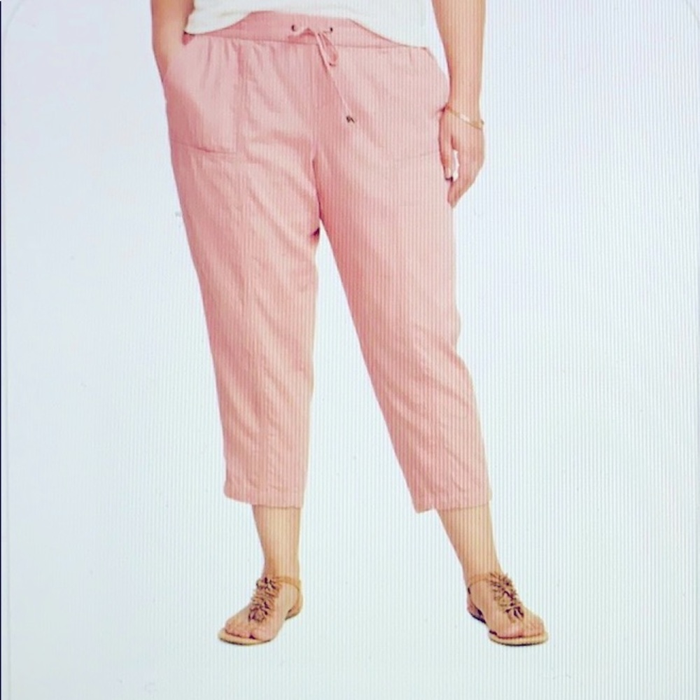 Old Navy Twill Cropped Pants